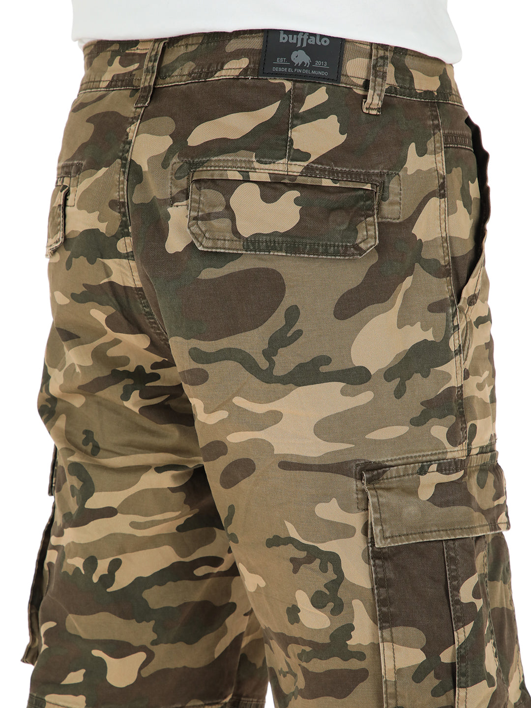 Short Huilmo Hombre - Militar