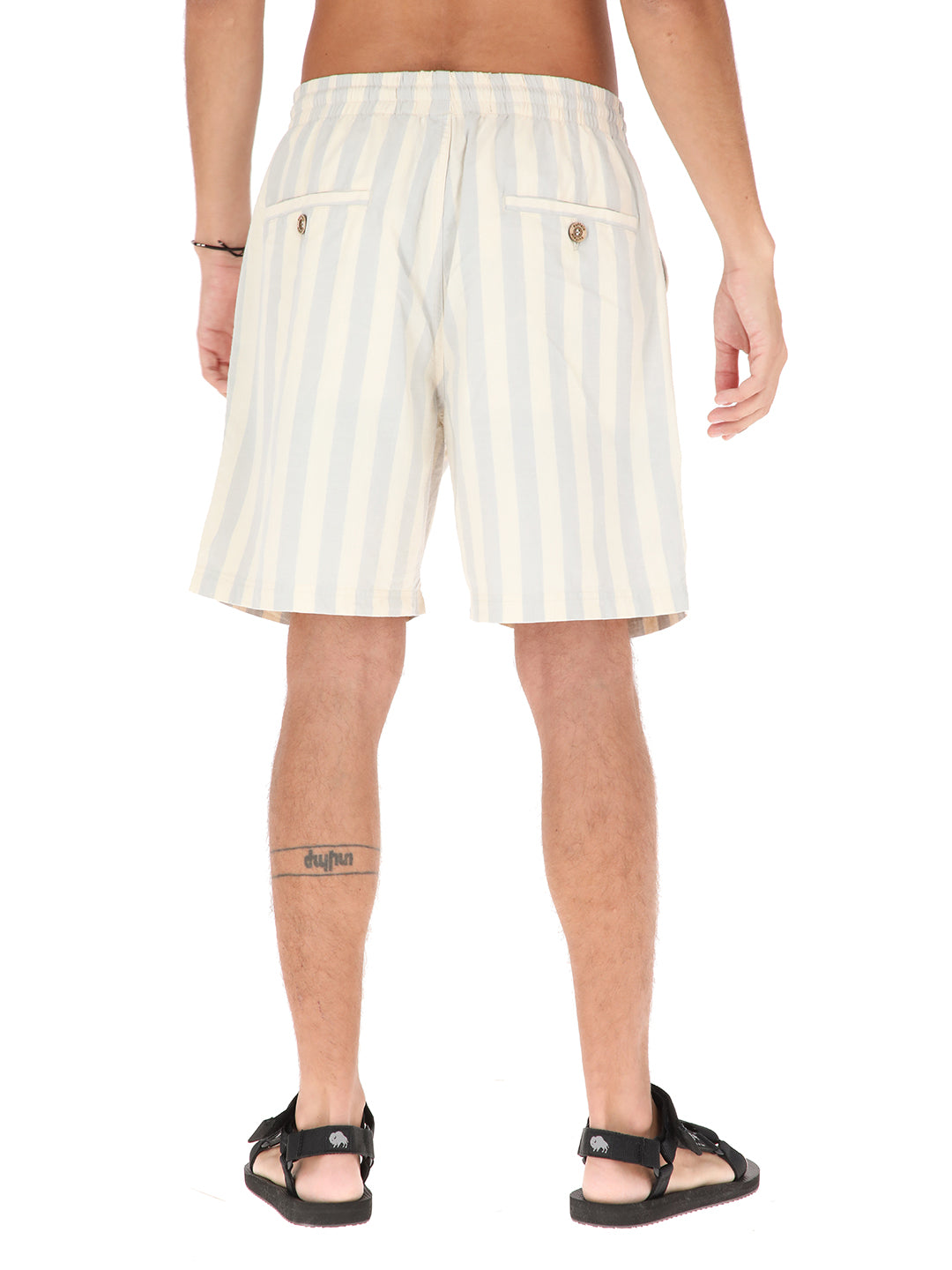 Short Llaima Hombre - Lineas Gris